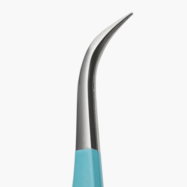 Tight Curve Isolator Tweezer