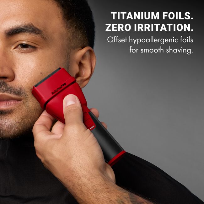 Limited Edition Red CoreFX Foil Shaver