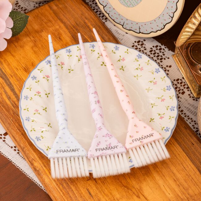 Country Charm Triple Threat Brush Set